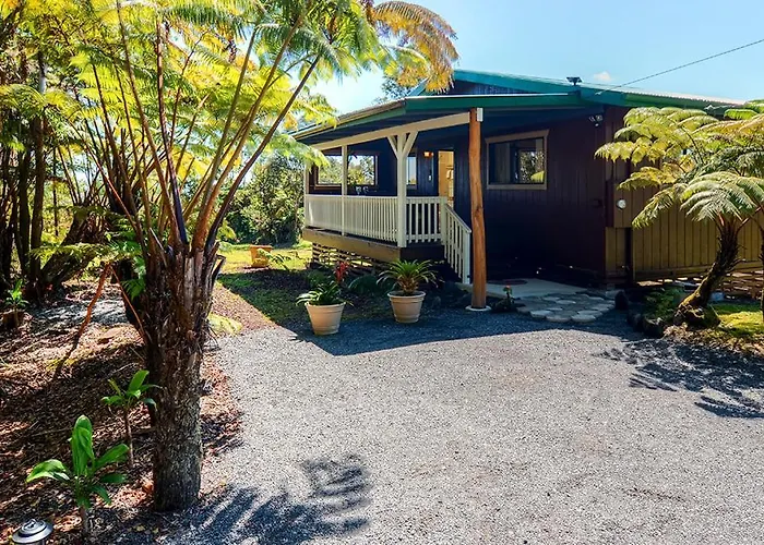 'Fern Cottage' Island Escape With Rainforest View!